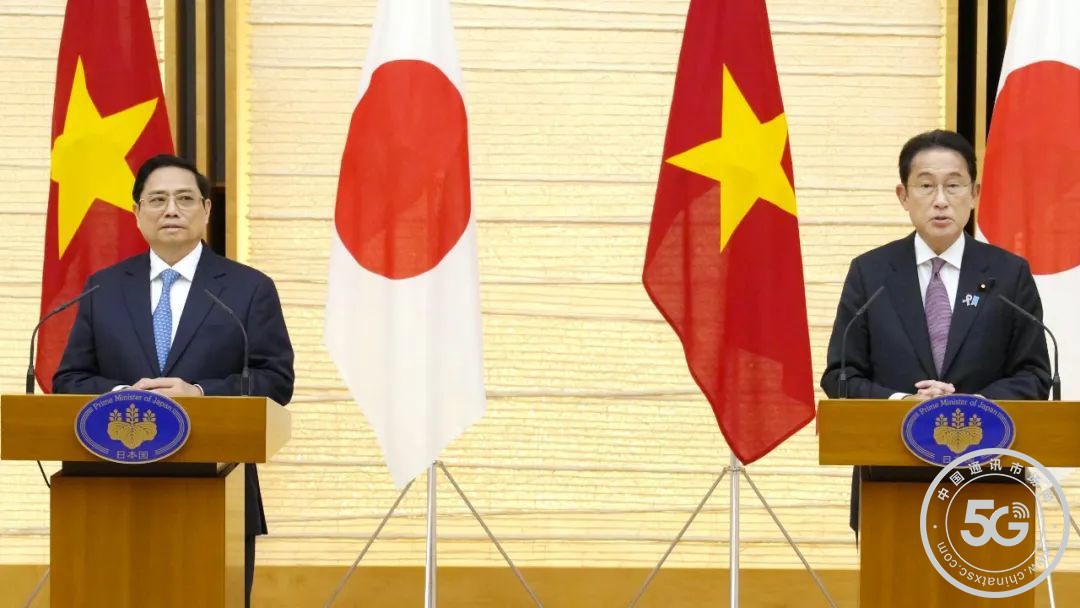 ◆2022年5月1日，越南总理范明政与日本首相岸田文雄会谈。