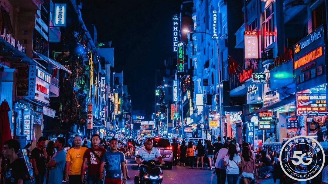 ◆越南的夜市。